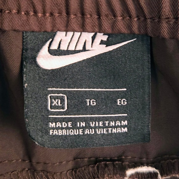 Nike Woven‎ Training Pants Burgundy Elastic Waist Lightweight XL - Picture 2 of 7